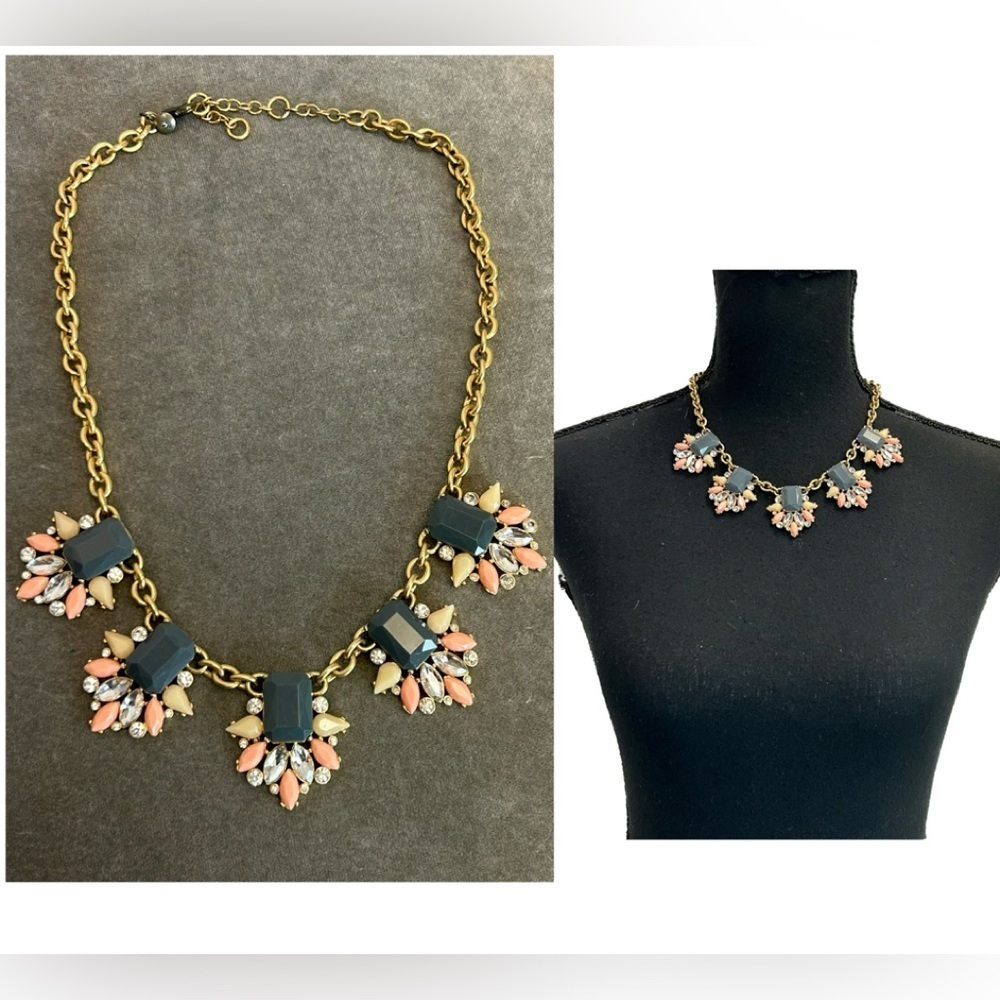 J. Crew peach pink gray clear rhinestone gem jeweled chunky statement necklace